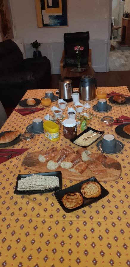 Bed and Breakfast La Miramboise à Mirambeau  Extérieur photo