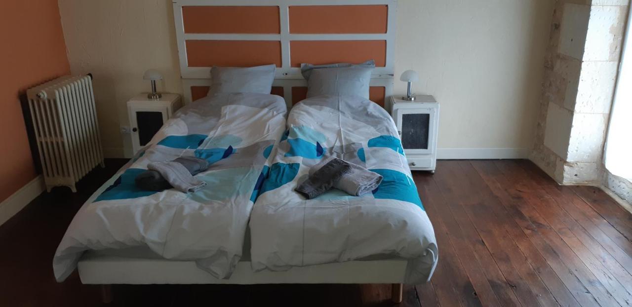 Bed and Breakfast La Miramboise à Mirambeau  Extérieur photo