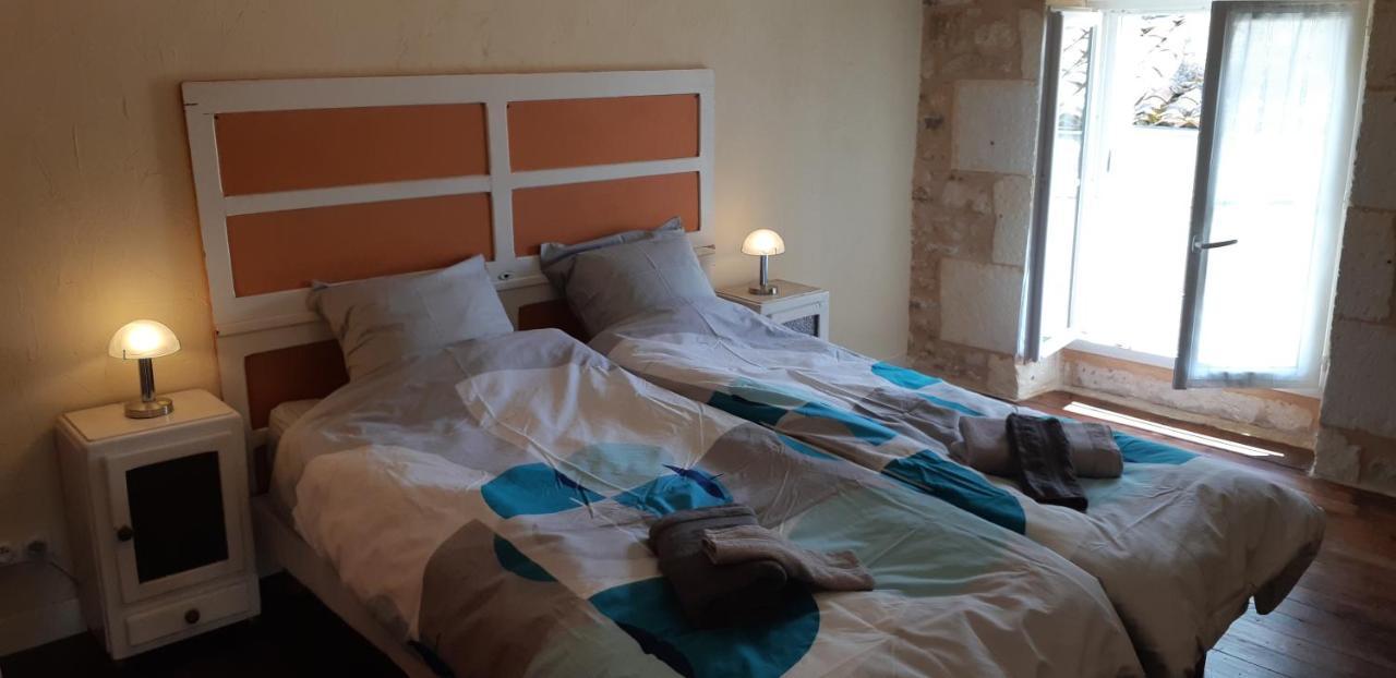 Bed and Breakfast La Miramboise à Mirambeau  Extérieur photo
